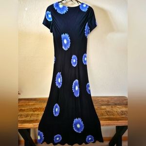 Spring short sleeve floral dress by Jessica Howard